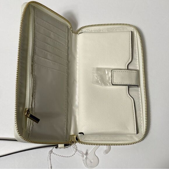 NWOT Time & Tru Women's White Faux Leather Wallet / Wristlet / Clutch - Picture 3 of 13